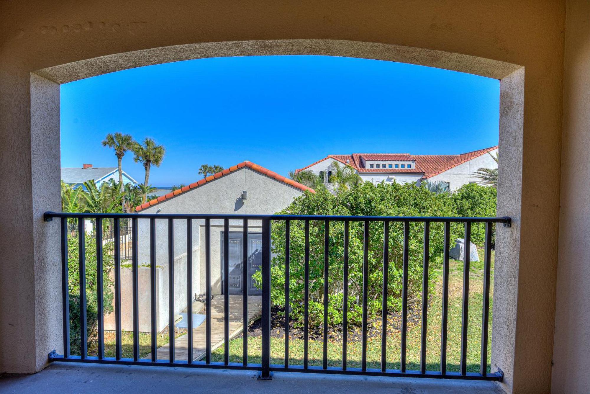 La Fiesta Ocean Inn & Suites St. Augustine Beach Exterior photo