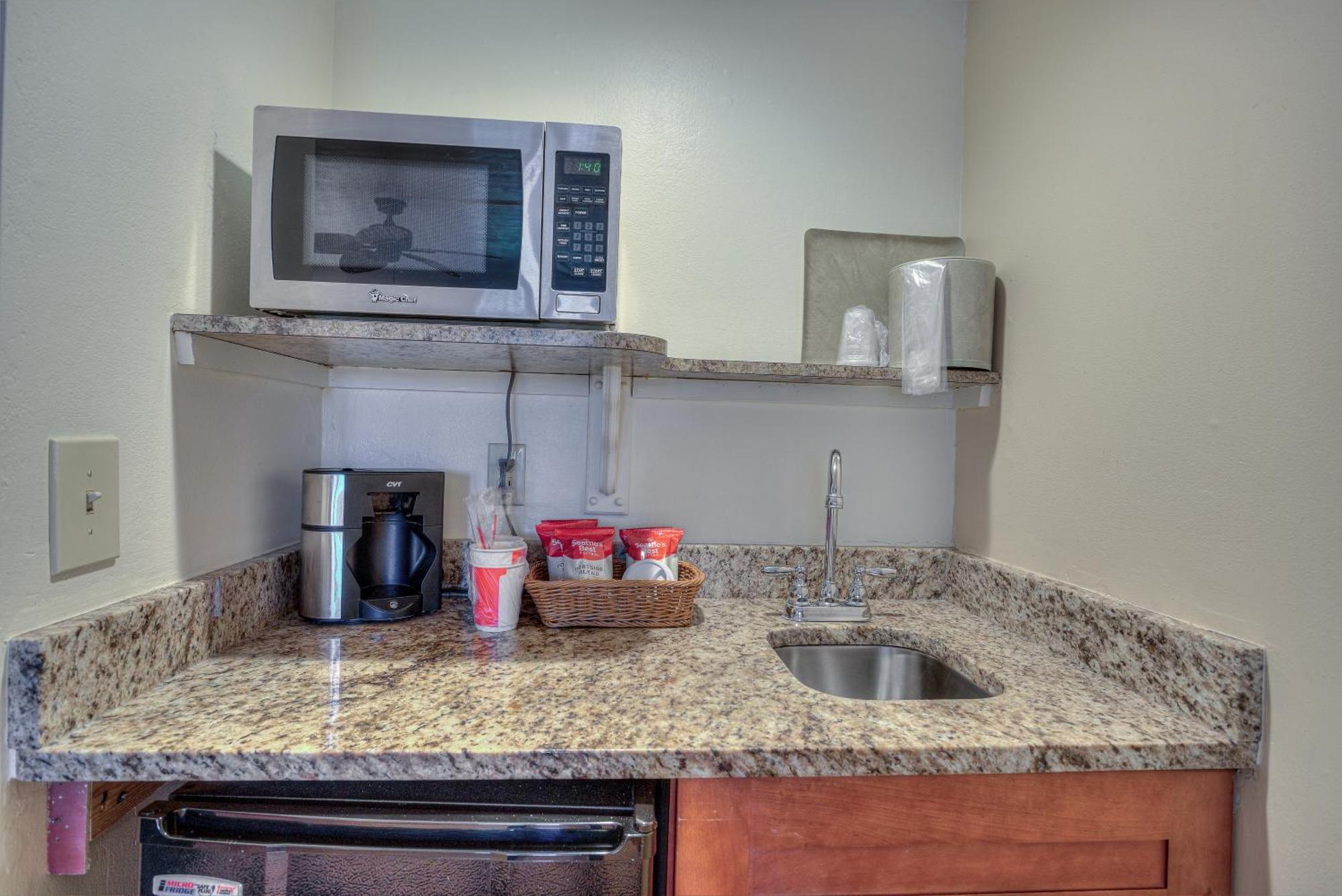 La Fiesta Ocean Inn & Suites St. Augustine Beach Exterior photo